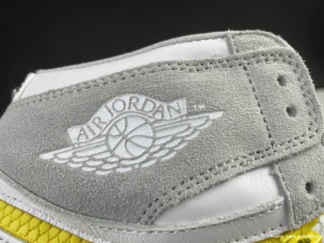 Cheap Husky Smoke Switch Air Jordan 1 High CW6576-100 Light 0810